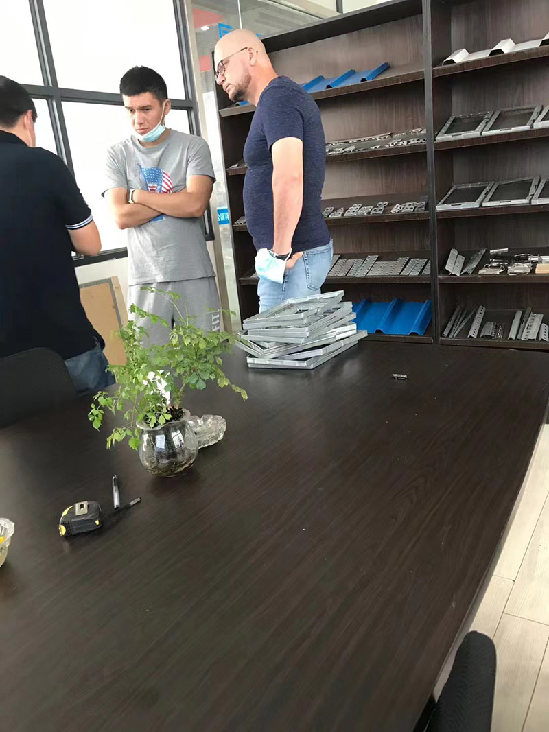 國(guó)外客戶(1)